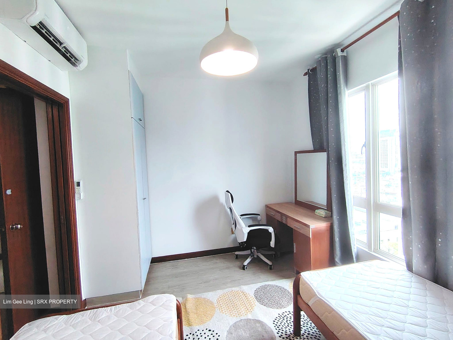 Burlington Square (D7), Apartment #577808661